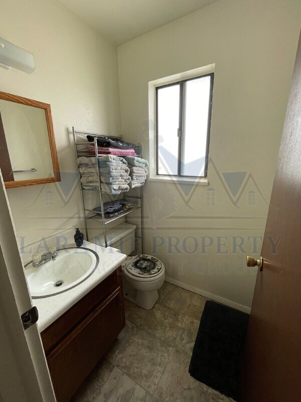Photo - 714 Downey St Unit 15