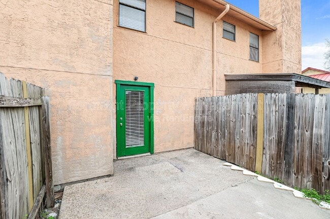 Photo - 7802 Richard Frank Way Unit 2