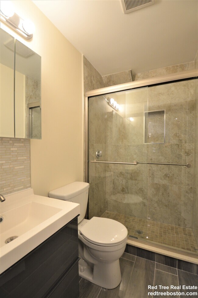 Photo - 1801 Beacon St Unidad 2