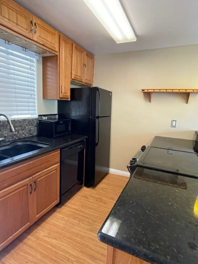 Photo - Available now - 2 bedroom / 2 bath / 2 parking in Mililani