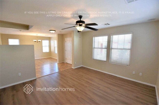 Photo - 2611 E Bart St