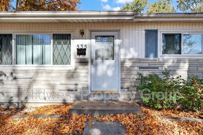 Photo - 535 Bardot Dr