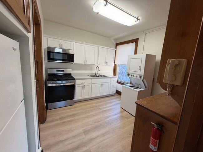 Photo - 3 E Chestnut St Unit #3