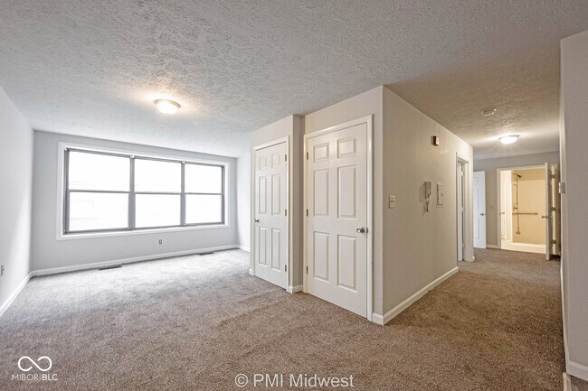 Photo - 3736 N Meridian St Unit 1