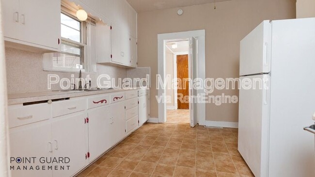 Photo - 221 S Millwood Ave