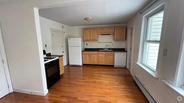 Building Photo - 428 2nd St Rental