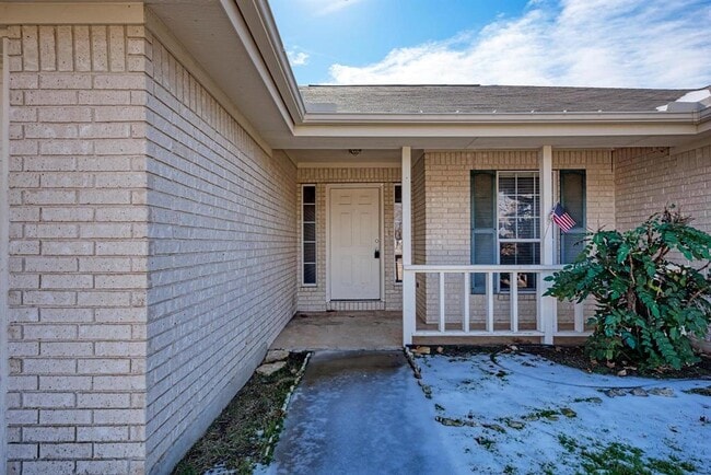 Photo - 1105 E Johnson St