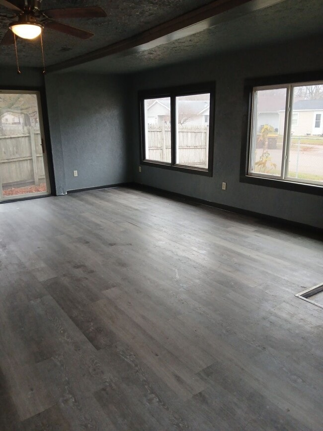 Photo - 3504 Blackstone Ave