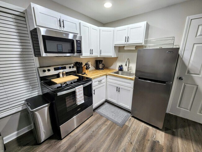 Photo - 6005 2nd St Unit 710 Vine St.