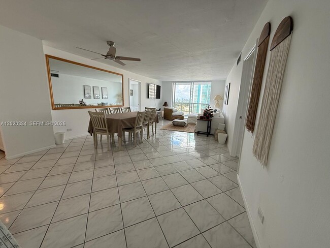 Building Photo - 6039 Collins Ave Unit 1236