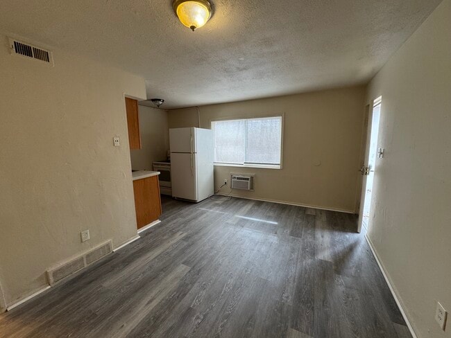 Photo - 5828 Stieren Dr Unit 5828 - 60