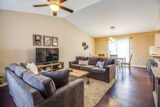 Photo - 525 SE Gleneden Place Unidad ID1330994P