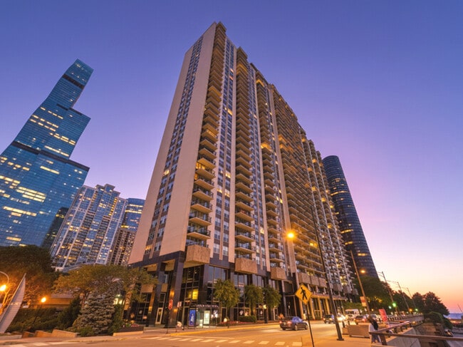 Building Photo - 400 E Randolph St Unit 1224