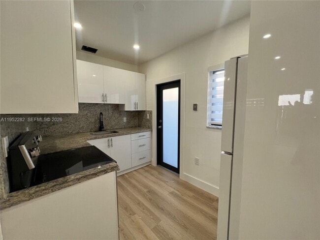 Photo - 3297 SW 26th St Unit 3297