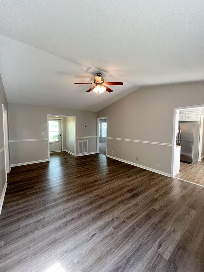 3816 Trenton Rd