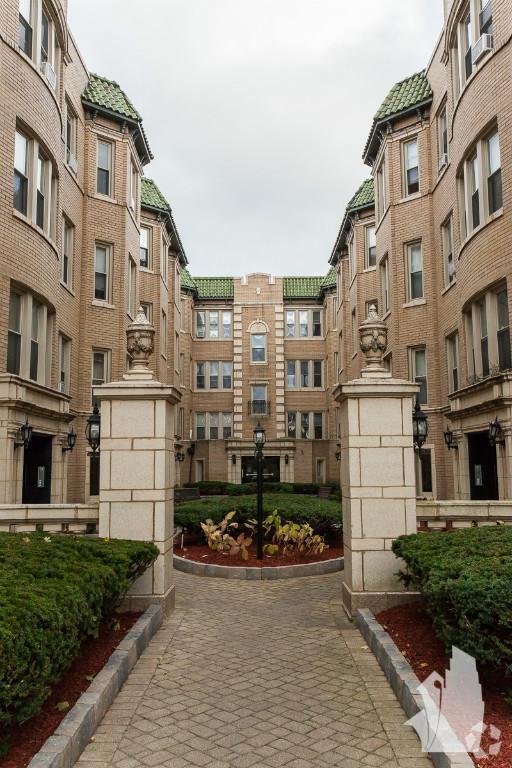 Building Photo - 4225 N Paulina St Unit 4225-E2 Rental