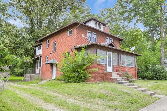 Photo - 2365 Stelzer Rd