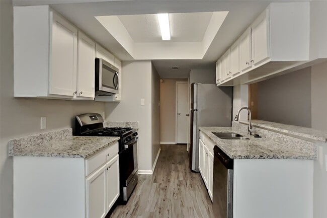 Photo - 31 S White Pebble Ct