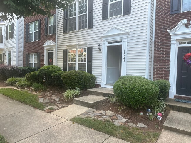 Photo - Room in Townhome on Reese Blvd W