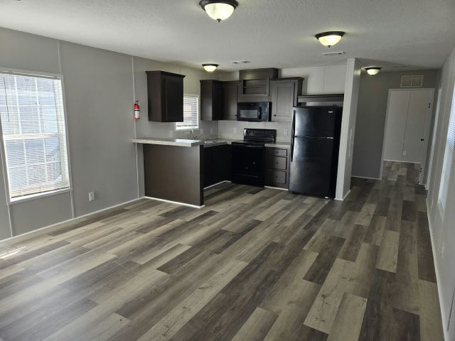 Photo - 1234 Reynolds Rd