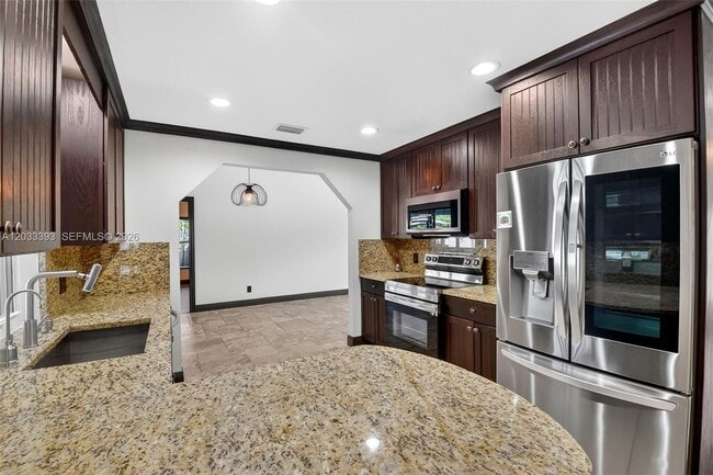 Photo - 13808 Geranium Pl