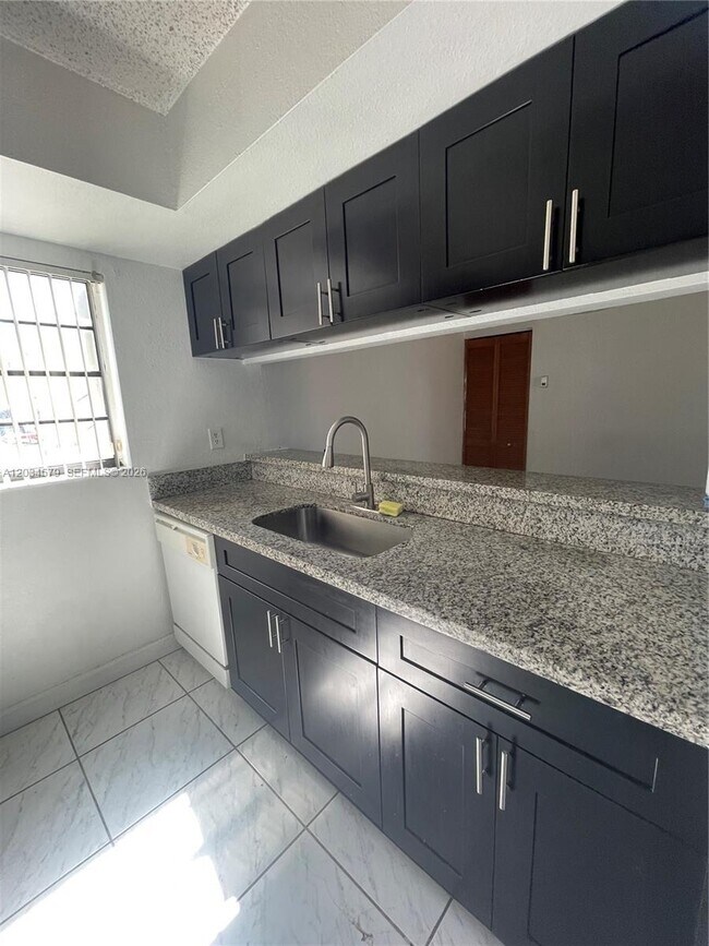 Photo - 18230 Mediterranean Blvd Unit 1302