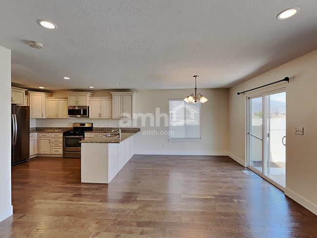 Photo - 1641 E Tumwater Ln