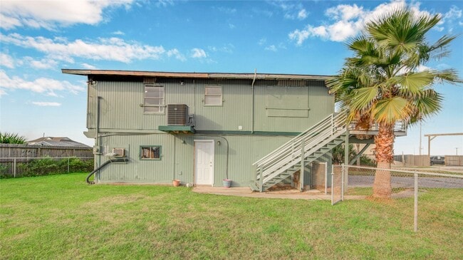 Photo - 16510 Blackbeard Rd