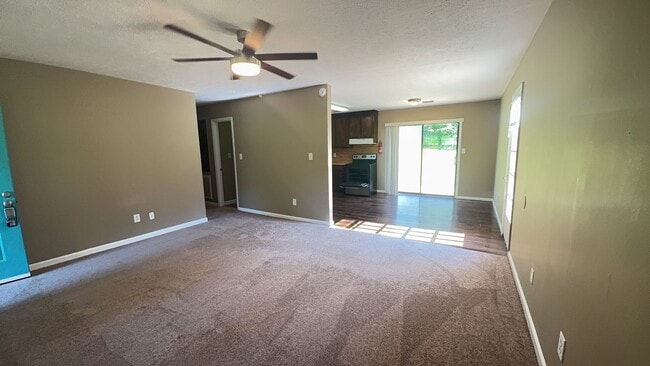Photo - 738 Waldroup Rd