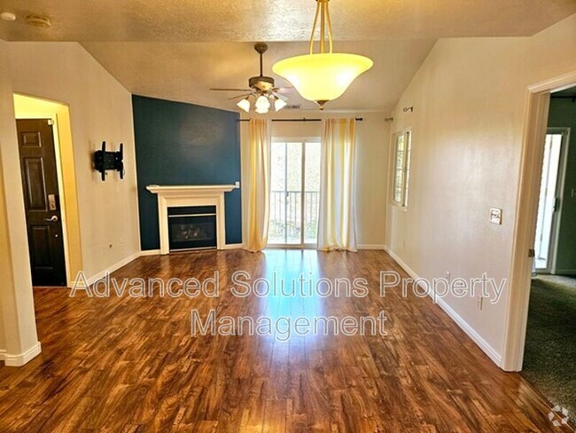 Building Photo - 3845 Canyon River Way Unit #3 Rental
