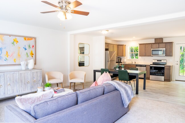 Photo - Hangar Flats