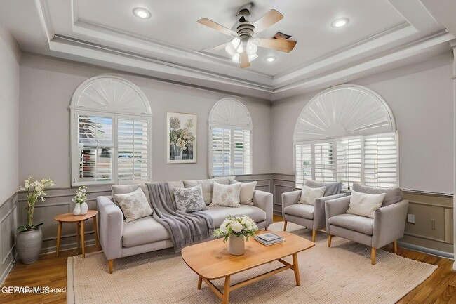 Photo - 6371 Franklin View Dr