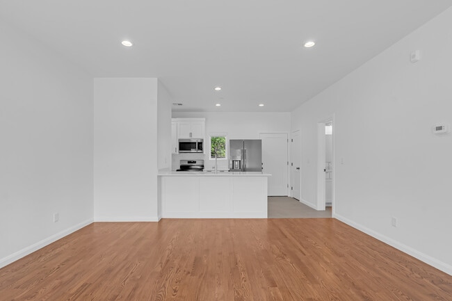 Photo - 5501 E 15th St