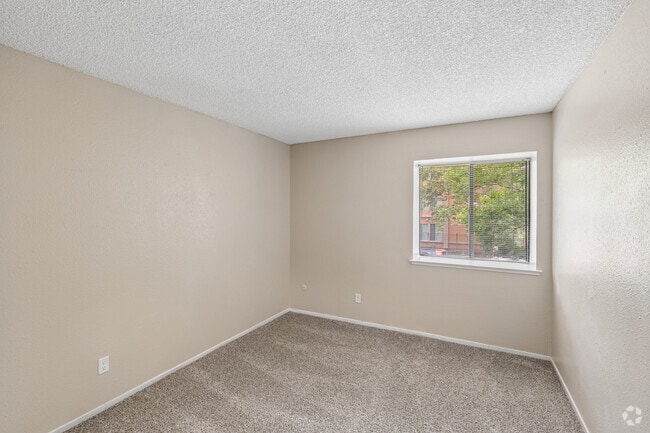 2BR, 1BA - 1,050SF - Bedroom - Fulton Villa Apartments