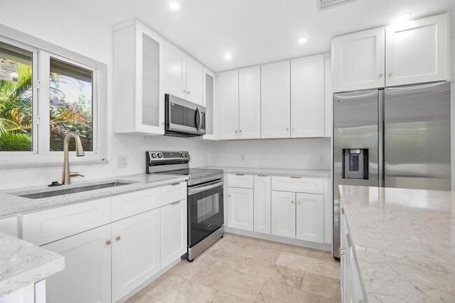 235 NW 3rd Ct