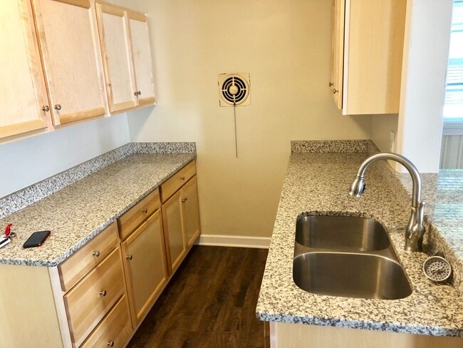 Photo - 3 BR close to Linley Park and Arboretum