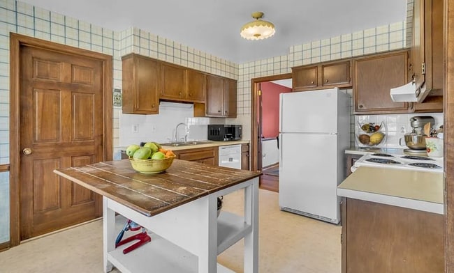 Photo - 561 Summit Ridge Dr