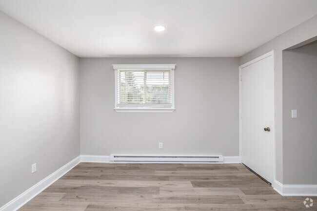 2BR, 1BA - 840SF - Dining Room