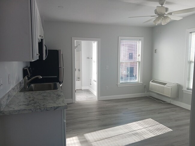 Photo - 11 S Park Ave Unit 3