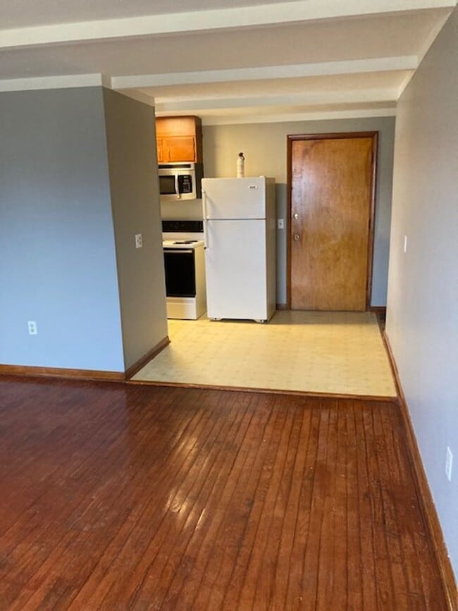 Photo - 100 Old Ithaca Rd Unit 1