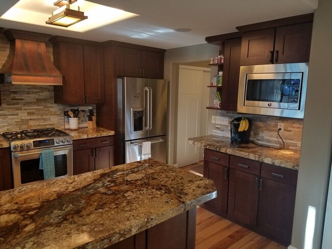 Photo - Beautiful Boulder Pointe Home! 3bd / 2ba + Office - No Students! - Small Pets Considered!! Avail....