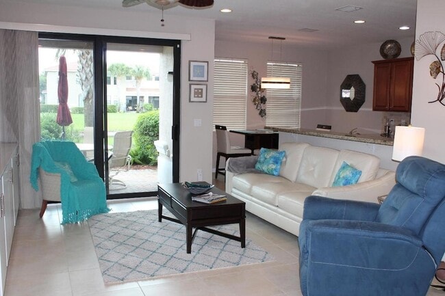 Photo - 149 Gramercy Square Dr