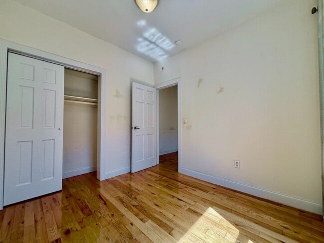 Building Photo - 1 Arden St Rental