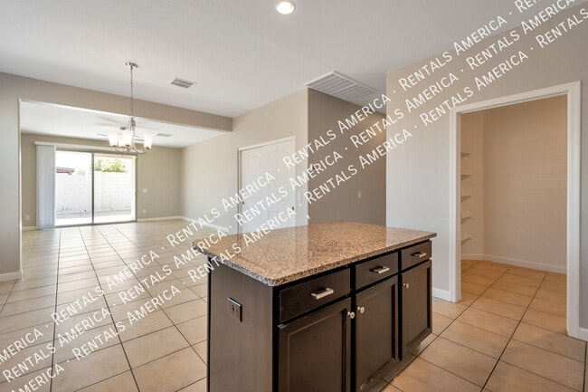 Photo - 3885 W Alabama Ln