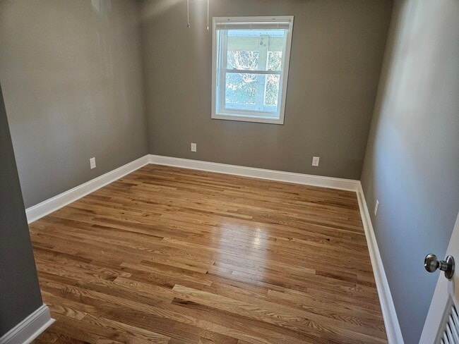 Photo - 402 Gunn St Unit 101