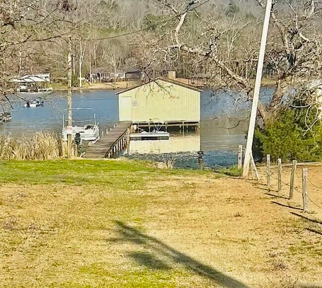 Photo - 161 Honeycomb Valley Rd