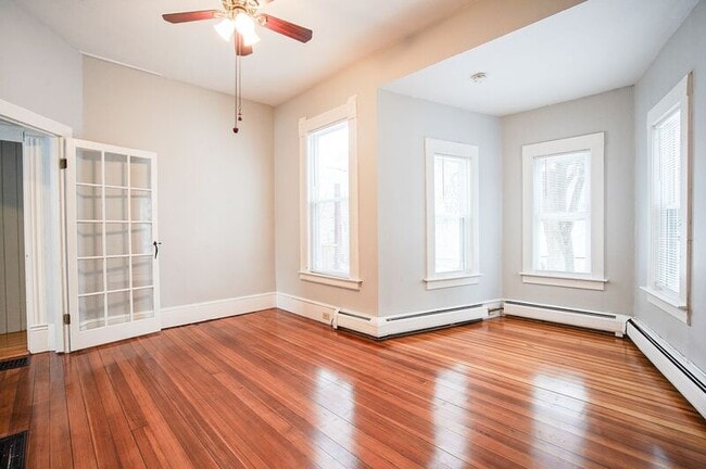 Photo - 21 Day Ave Unit 1R