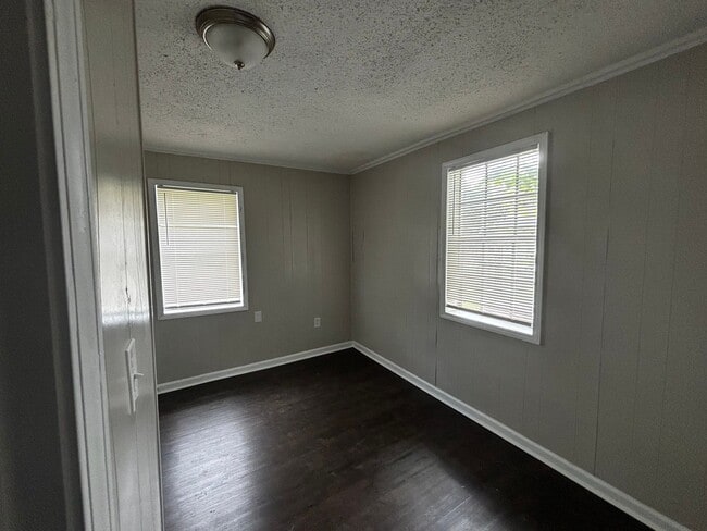 Photo - 279 W Norwood Ave