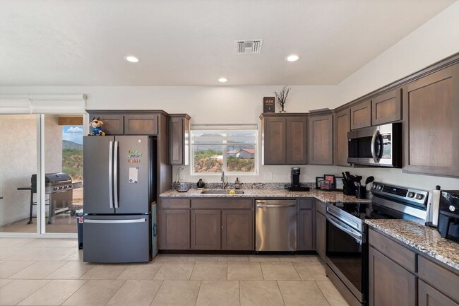 Photo - 1829 Camino Lebanon