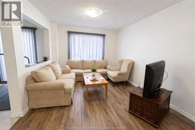 Photo - 4209 Pioneer Ave